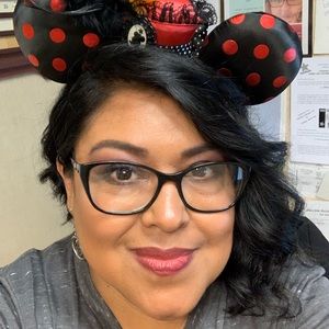 Meet your Posher, Sara